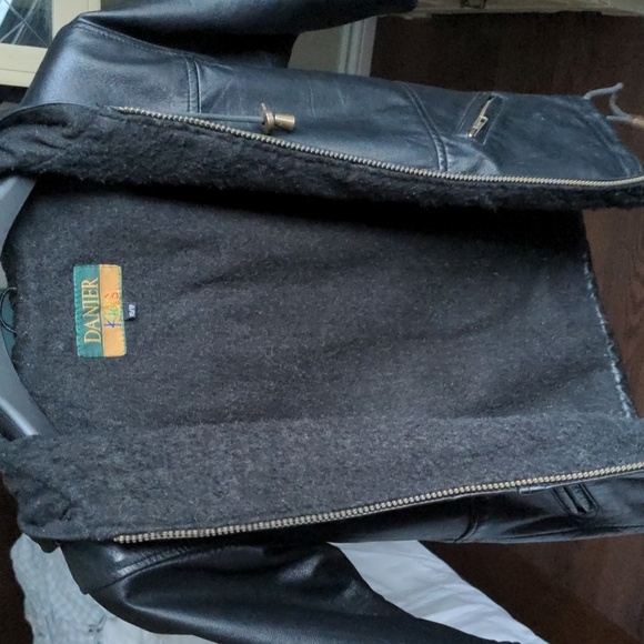 Danier Kids Genuine Leather Jacket, Lined Wool Blend, Fall Winter, Hooded - Picture 4 of 8